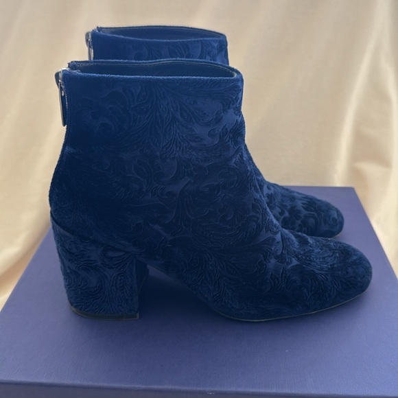Stuart Weitzman Booties - Picture 4 of 11